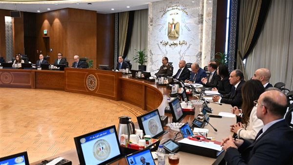 رئيس الوزراء يوجه بتعزيز التواصل مع البرلمان والرد الفوري على طلبات النواب رئيس الوزراء يوجه بتعزيز التواصل مع البرلمان والرد الفوري على طلبات النواب