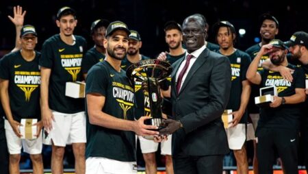 انطلاق الدوري الأفريقي لكرة السلة في مارس.. بريتوريا تستضيف البداية وكيجالي تحتضن النهائيات انطلاق الدوري الأفريقي لكرة السلة في مارس.. بريتوريا تستضيف البداية وكيجالي تحتضن النهائيات