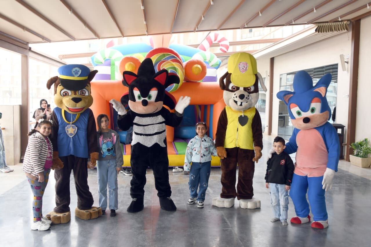 القوات المسلحة تنظم عددًا من الزيارات لأسر الشهداء إلى الأكاديمية العسكرية المصرية.. شاهد