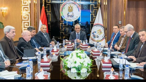 وزير الإنتاج الحربي يتابع نسب تنفيذ مشروعات «حياة كريمة» ويؤكد تسريع الإنجاز بالمحافظات وزير الإنتاج الحربي يتابع نسب تنفيذ مشروعات «حياة كريمة» ويؤكد تسريع الإنجاز بالمحافظات