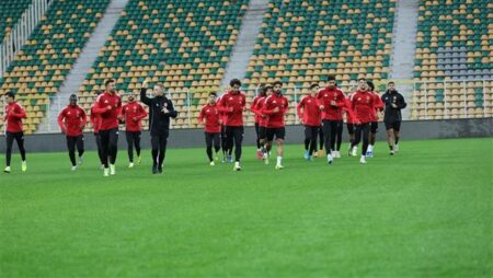 دوري أبطال إفريقيا| الأهلي ينهي مرانه الرئيسي في الجزائر