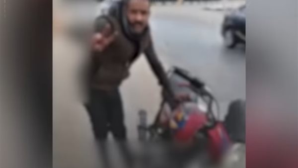 ضبط المتهم بفيديو سرقة دراجتين ناريتين بالقاهرة ضبط المتهم بفيديو سرقة دراجتين ناريتين بالقاهرة