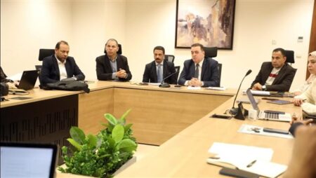 «الصحة» تبحث تطوير منظومة العلاج على نفقة الدولة رقميا لضمان الحوكمة