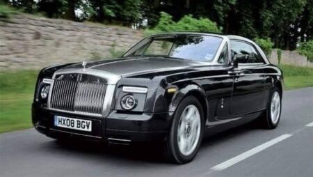 «رولز-رويس» تدافع عن زيادات أسعار محركات الطائرات وسط انتقادات شركات الطيران