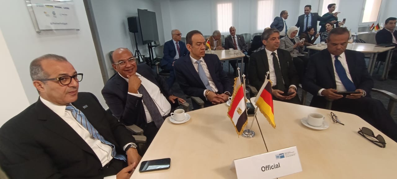 لجنة السياحة بالغرفة الألمانية العربية تعقد الصالون السياحي الثاني لدعم التعليم الفني والتعاون المصري الألماني 1 لجنة السياحة بالغرفة الألمانية العربية تعقد الصالون السياحي الثاني لدعم التعليم الفني والتعاون المصري الألماني