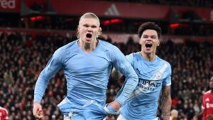 مانشستر سيتي يقلب الطاولة على ليفربول في مباراة مثيرة ويواصل مطاردة أرسنال