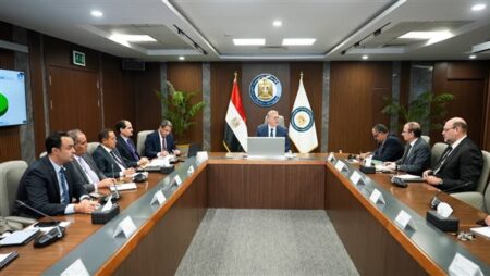 خطة خمسية غير تقليدية لزيادة إنتاج واحتياطيات البترول والغاز