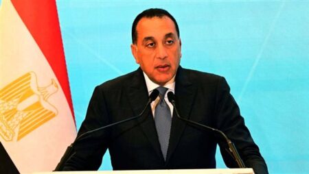 الوزراء يقرر تحويل أراضي وعقارات بالشرقية للمنفعة العامة لمشروع القطار الكهربائي الخفيف