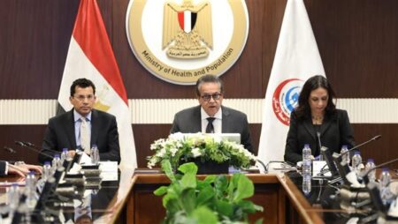 بمشاركة 150 مستشفى و30 ألف كادر طبي.. "الصحة" تقود خطة مصر لإغاثة جرحى غزة