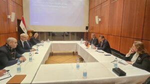 وزير الزراعة يبحث آليات تحويل التعاونيات الزراعية إلى كيانات اقتصادية ناجحة