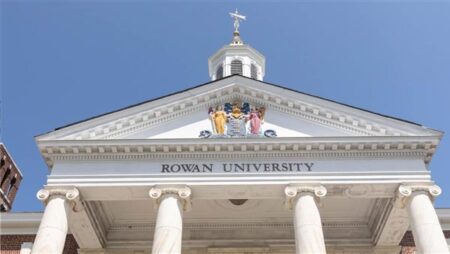 جامعة روان الأمريكية: مصر رائدة التعليم في العالم العربي ونسعى لنقل خبراتنا إليها جامعة روان الأمريكية: مصر رائدة التعليم في العالم العربي ونسعى لنقل خبراتنا إليها