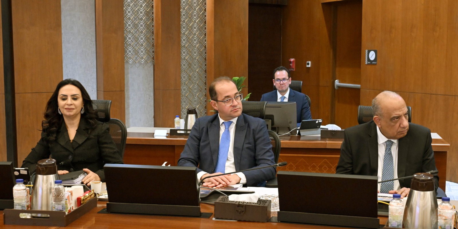 في أول اجتماع للحكومة بتشكيلها الجديد.. رئيس الوزراء: المواطن في هذه المرحلة هو الأولوية الأولى