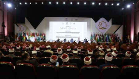 مستشار شيخ الأزهر لشؤون بيت الزكاة: تمكين المرأة حجر الزاوية في بناء مجتمع آمن ومستدام