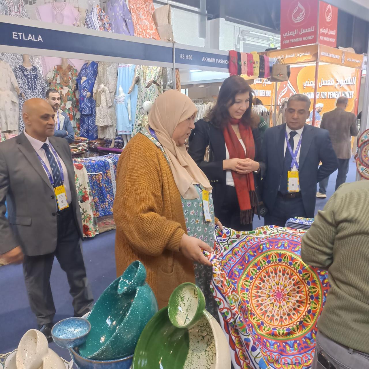 118 معرضًا بمبيعات 1.5 مليار جنيه في 2025