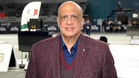 طارق الحسيني: تنظيم كأس العالم للناشئين يليق باسم مصر