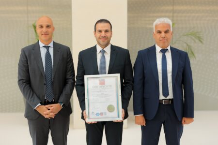 إي اف چي القابضة تحصل على ISO 45001 لتعزيز معايير الصحة والسلامة المهنية