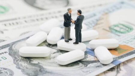 ممفيس للأدوية تدرس عروضاً لبيع أرض وشراء خطوط إنتاج بتكلفة 288 مليون جنيه