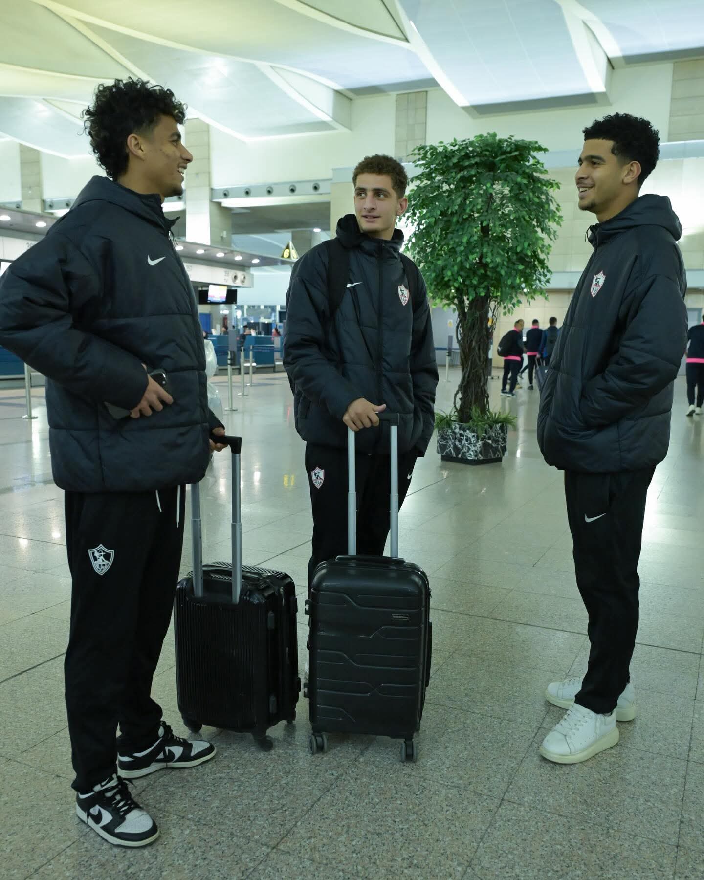 بعثة الزمالك تصل زامبيا استعدادا لمواجهة زيسكو