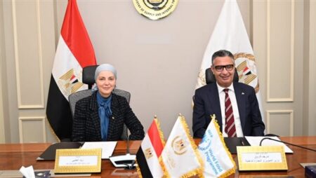وزير التموين يوقّع مذكرة تفاهم مع «الأغذية العالمي» لتعزيز الأمن الغذائي حتى 2028 وزير التموين يوقّع مذكرة تفاهم مع «الأغذية العالمي» لتعزيز الأمن الغذائي حتى 2028