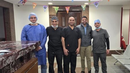 «مركز طب الأسنان التخصصي» يعلن إجراء أول جراحة ناجحة داخل جناح العمليات الجديد