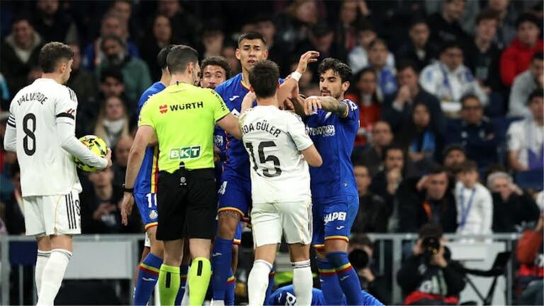 ماركا: جماهير ريال مدريد سئمت من اللاعبين.. والغضب الحقيقي لم يأت بعد
