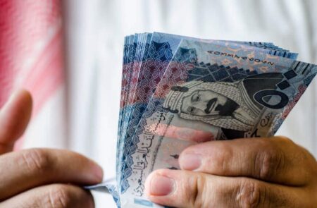 سعر الريال السعودي مقابل الجنيه في ختام اليوم الأربعاء 4-3-2026