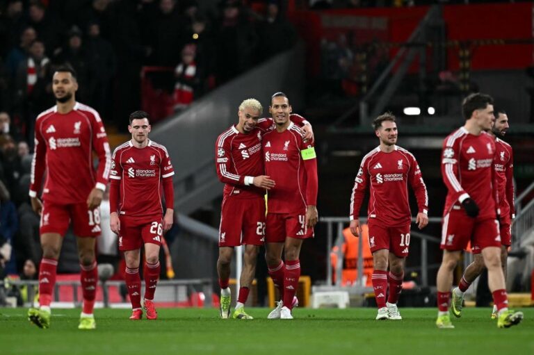 ليفربول يحدد موقفه من ضم أوليس أو ديوماندي لتعويض محمد صلاح