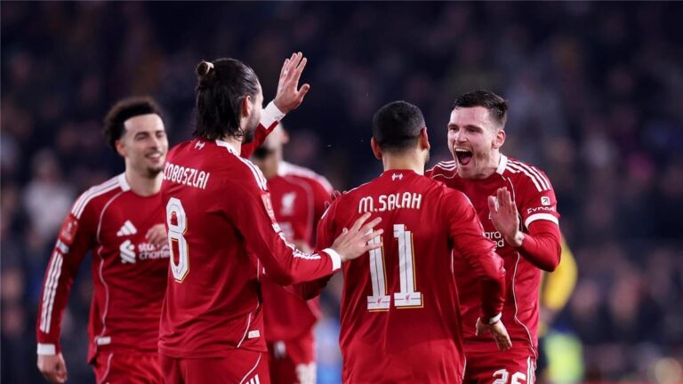 ليفربول يتقدم بشكوى رسمية لإيلون ماسك بسبب تغريدات مسيئة للنادي وجوتا ليفربول يتقدم بشكوى رسمية لإيلون ماسك بسبب تغريدات مسيئة للنادي وجوتا