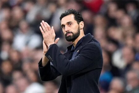 ريال مدريد يدرس التعاقد مع مدرب أرجنتيني لخلافة أربيلوا