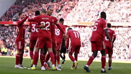 لاعب ليفربول: ميسي ومبابي ونيمار أصحاب الفضل في تطوري.. وفيرتز شريكي المفضل