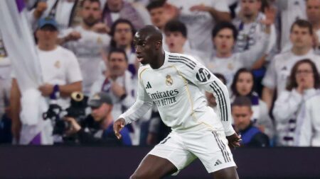 رسمياً.. ريال مدريد يكشف طبيعة إصابة فيرلاند ميندي قبل مواجهة إلتشي