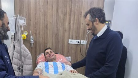 رئيس بيراميدز يطمئن على محمد حمدي: صحة اللاعبين أهم من أي بطولة