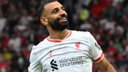 ألارديس: يجب على مانشستر يونايتد تجنب الفخ الذي وقع فيه ليفربول مع محمد صلاح