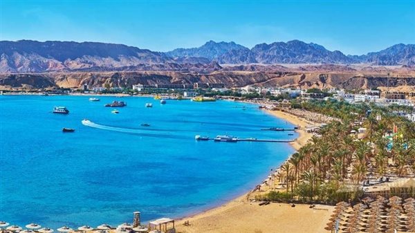 السياحة تُشكّل غرفة عمليات لتلقي شكاوى المواطنين والسائحين خلال عيد الفطر السياحة تُشكّل غرفة عمليات لتلقي شكاوى المواطنين والسائحين خلال عيد الفطر