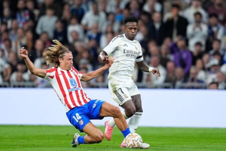 تسديدة رائعة.. فينيسيوس جونيور يسجل هدف ريال مدريد الثالث أمام أتلتيكو مدريد