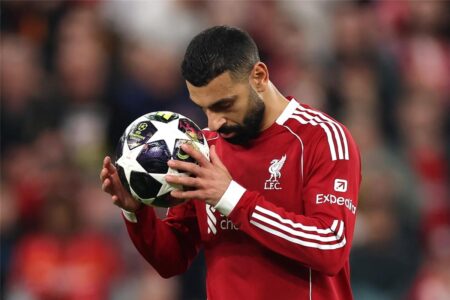 26 رقمًا فريدًا.. ليفربول يحتفي بإنجازات محمد صلاح بعد إعلان رحيله
