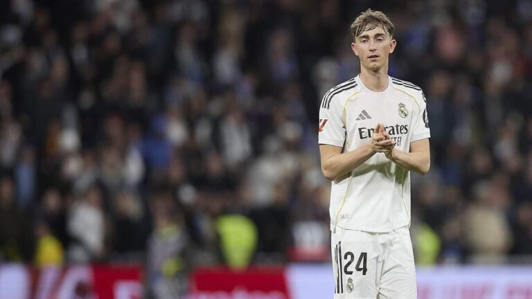 هويسن بعد الفوز على أتلتيكو مدريد: عانيت من الإصابات.. ولاعب ريال مدريد ساعدني كثيرًا هويسن بعد الفوز على أتلتيكو مدريد: عانيت من الإصابات.. ولاعب ريال مدريد ساعدني كثيرًا