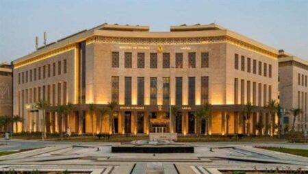 صرف متأخرات مستحقات العاملين بالدولة 7 أبريل المقبل
