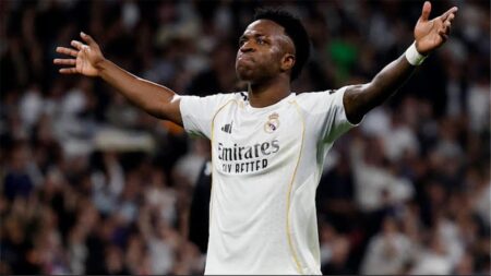 فينيسيوس: سجلت هدفين أمام أتلتيكو مدريد استجابة لطلب الرئيس