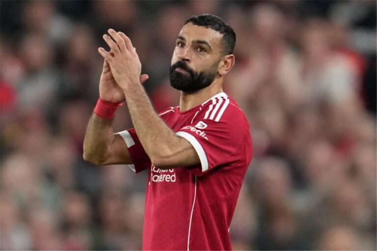 مفوض الدوري الأمريكي عن التعاقد مع محمد صلاح: لا يوجد سوى ميسي واحد مفوض الدوري الأمريكي عن التعاقد مع محمد صلاح: لا يوجد سوى ميسي واحد