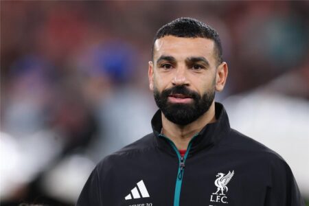 مفاجأة.. نادي كولومبي يعلن التعاقد مع محمد صلاح بعد رحيله عن ليفربول