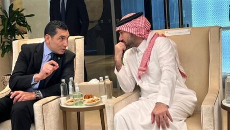 وزير الشباب والرياضة يلتقي نظيره السعودي لتوطيد التعاون علي المستوي الشبابي والرياضي