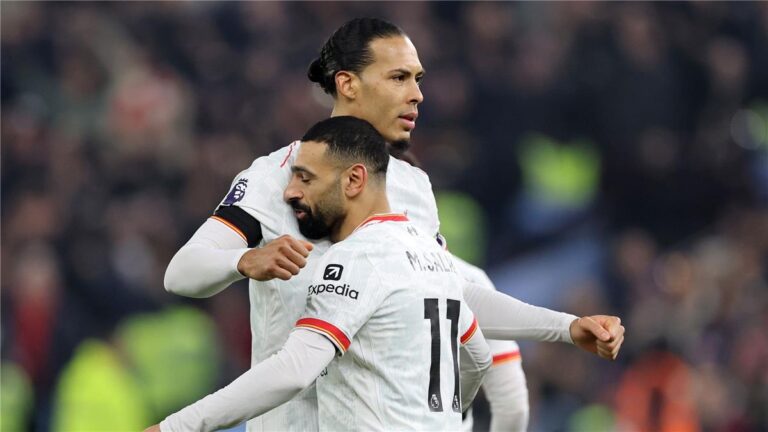 مستغلًا إعجابهما بجماهير النادي.. عملاق أوروبي يستهدف التعاقد مع محمد صلاح وفان دايك مستغلًا إعجابهما بجماهير النادي.. عملاق أوروبي يستهدف التعاقد مع محمد صلاح وفان دايك