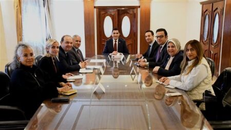 وزير الشباب والرياضة يلتقي الممثل الإقليمي لمنظمة الأغذية والزراعة «الفاو»