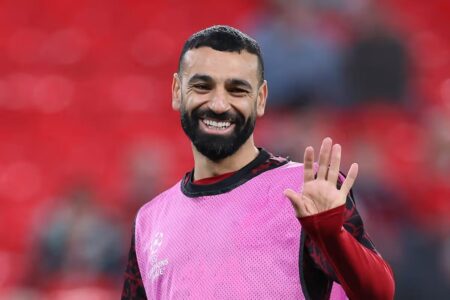 مسؤول سابق في ليفربول يكشف صدمة حول رحيل محمد صلاح.. ويصرّح: الحرب ستؤثر عليه مسؤول سابق في ليفربول يكشف صدمة حول رحيل محمد صلاح.. ويصرّح: الحرب ستؤثر عليه