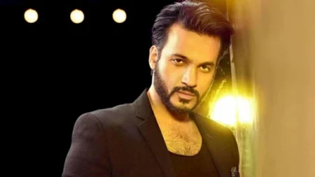 إيساف يروي موقفًا لشاب أعاد له مبلغًا ماليًا حوله بالخطأ