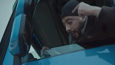 عصام السقا يكشف كواليس تصوير مشهد "كلاكس العربية" في صحاب الأرض عصام السقا يكشف كواليس تصوير مشهد "كلاكس العربية" في صحاب الأرض