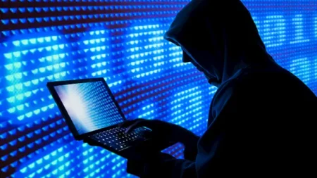 تحذيرات من حملة قرصنة تستهدف حسابات سيجنال وواتساب.. تفاصيل