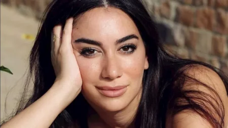 "شكلك قمر".. فدوى عابد بدون مكياج في أحدث ظهور لها