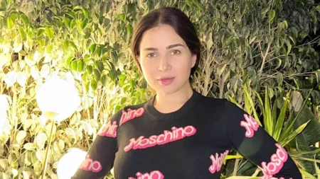أول ظهور لـ مي عزالدين بعد شفائها من العملية الجراحية (صور)